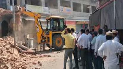Ujjain News: MLA महेश परमार ने संभागायुक्त और DM को लिखा पत्र, मुआवजा नहीं दे सकते तो मत तोड़ना गरीबों के मकान Ujjain News MLA Mahesh Parmar wrote letter to Divisional Commissioner-DM regarding house breaking-compensation