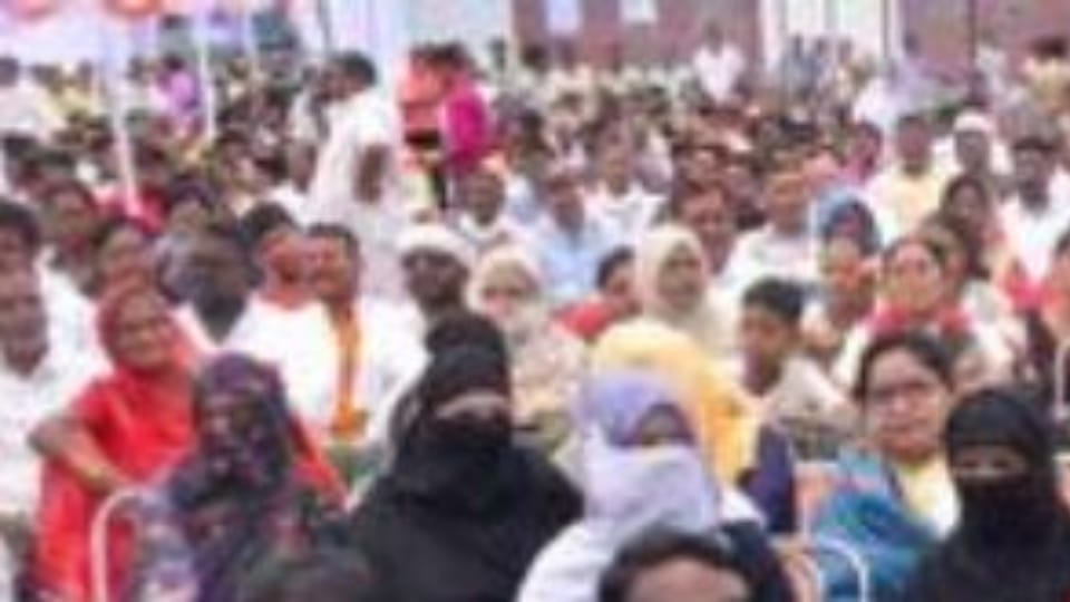 BJP leader pocket cut during oath ceremony in Budaun