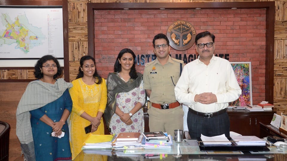 Bareilly DM gives success mantras to upsc pass out candidates