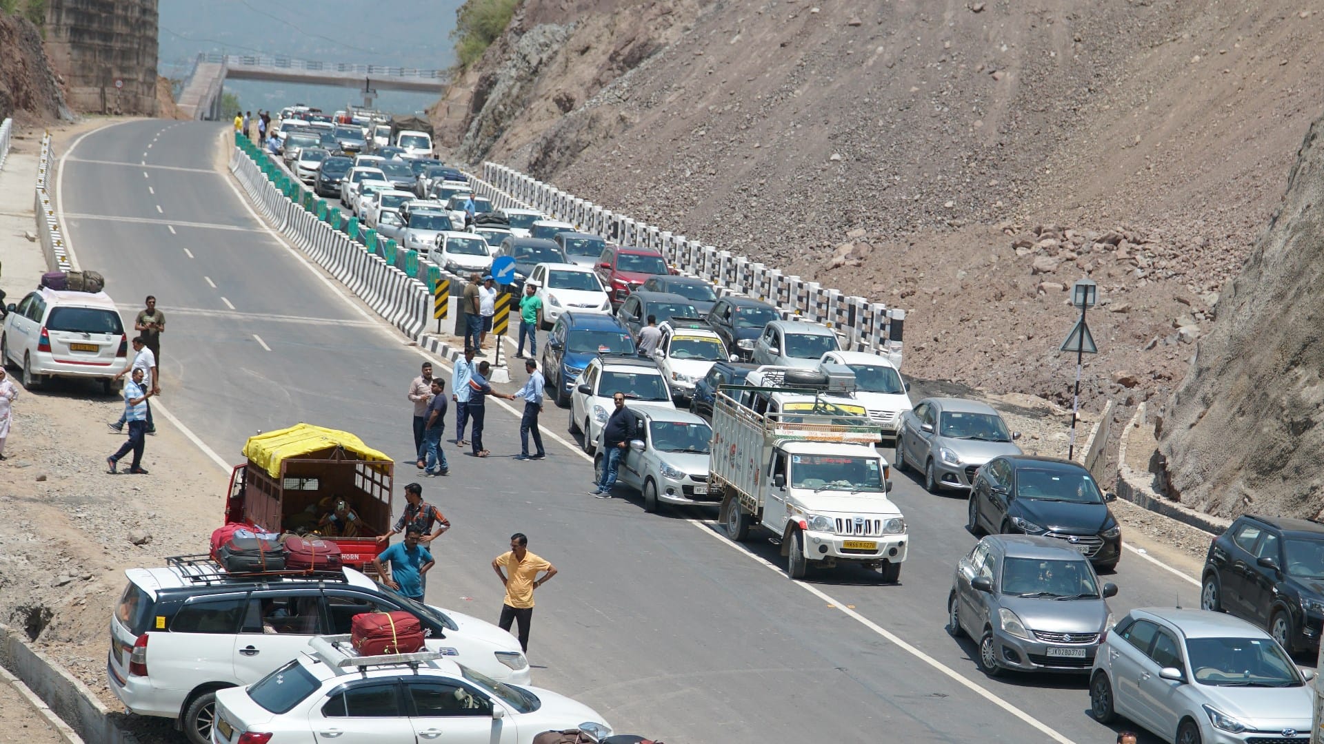 Kiratpur-Nerchowk-Manali Four Lane project ready for vehicles