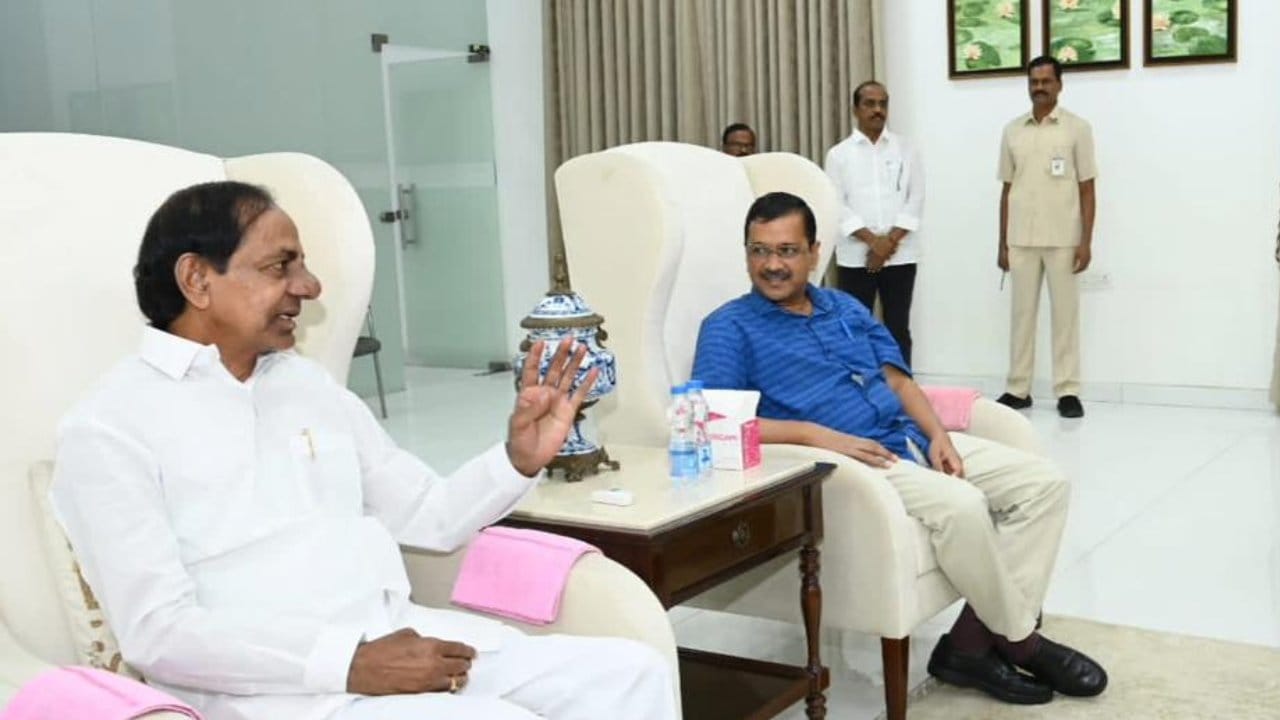 केजरीवाल-केसीआर