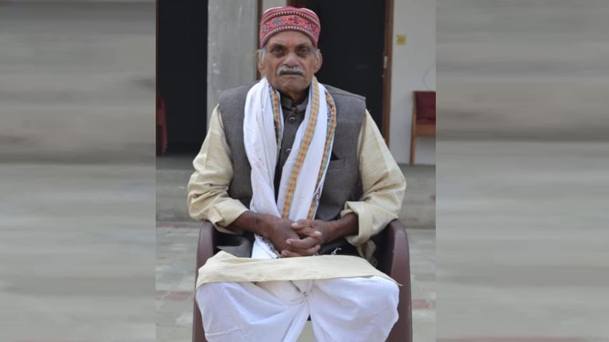 CM Yogi Adityanath expresses his grief on the death of BJP Kisan Morcha state chief's father.
