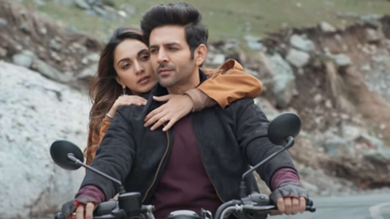 Naseeb Se Song from Kartik Aaryan Kiara Advani Starrer Film Satyaprem Ki Katha out now fans impress
