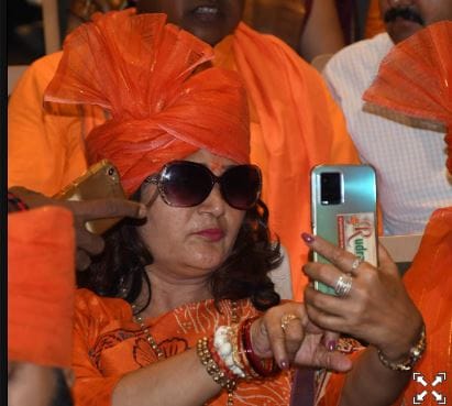 Mayor Swearing-in Ceremony: Mayor of Varanasi took oath in Sanskrit by taking Gangajal in hand, see wonderful