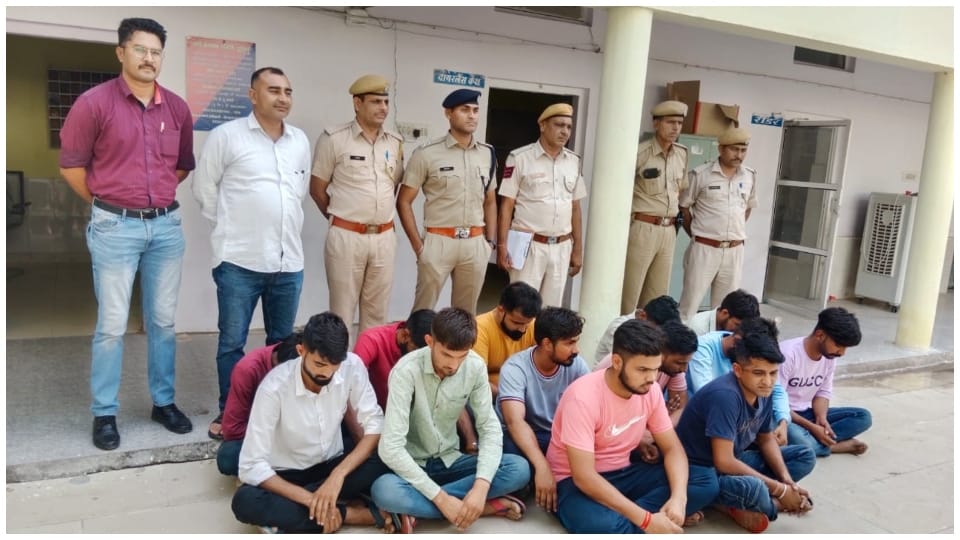 Young men and girl found in suspicious condition in cafe in Jhunjhunu police arrested 13 youths