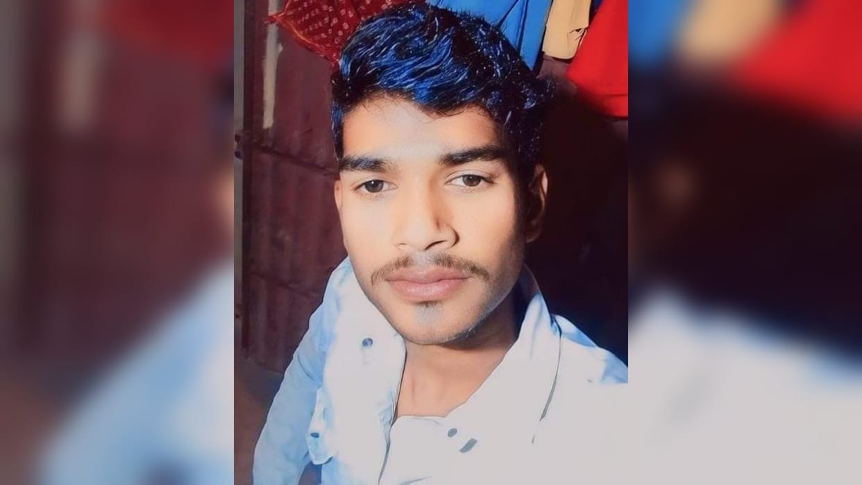 dead body of young man with his throat slit found in field in Arrah, Relatives feared murder in love affair