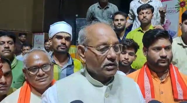 Assembly Speaker reached Damoh, said - In what capacity did Sonia Gandhi do Bhumi Pujan of CG Assembly