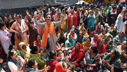 Kheer Bhawani Mela: 25000 devotees reached Tulmula, Home Minister shared pictures on social media