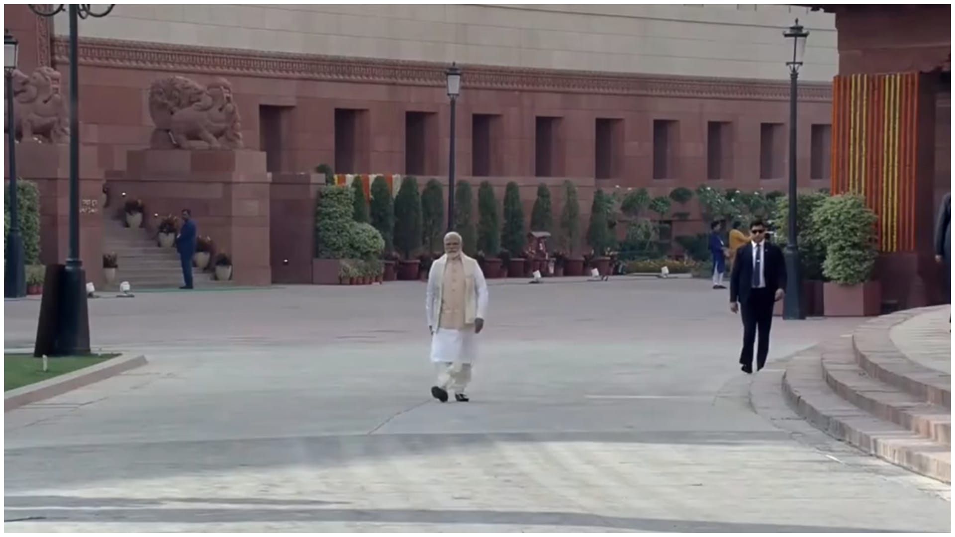PM Modi dedicated the new Parliament House, see the journey from Sengol establishment to inauguration in pics