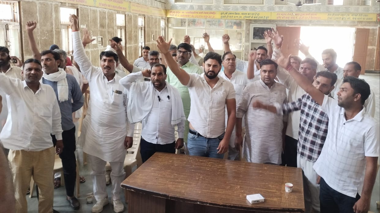 Cases registered to detained sarpanchs who were going to present the demands of the villages before the Chief