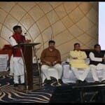 कार्यक्रम को संबोधित करते अर्जुन मुंडा