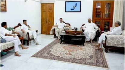 DK and Siddaramaiah formula will make talk in Rajasthan important issue raised in Congress meeting update