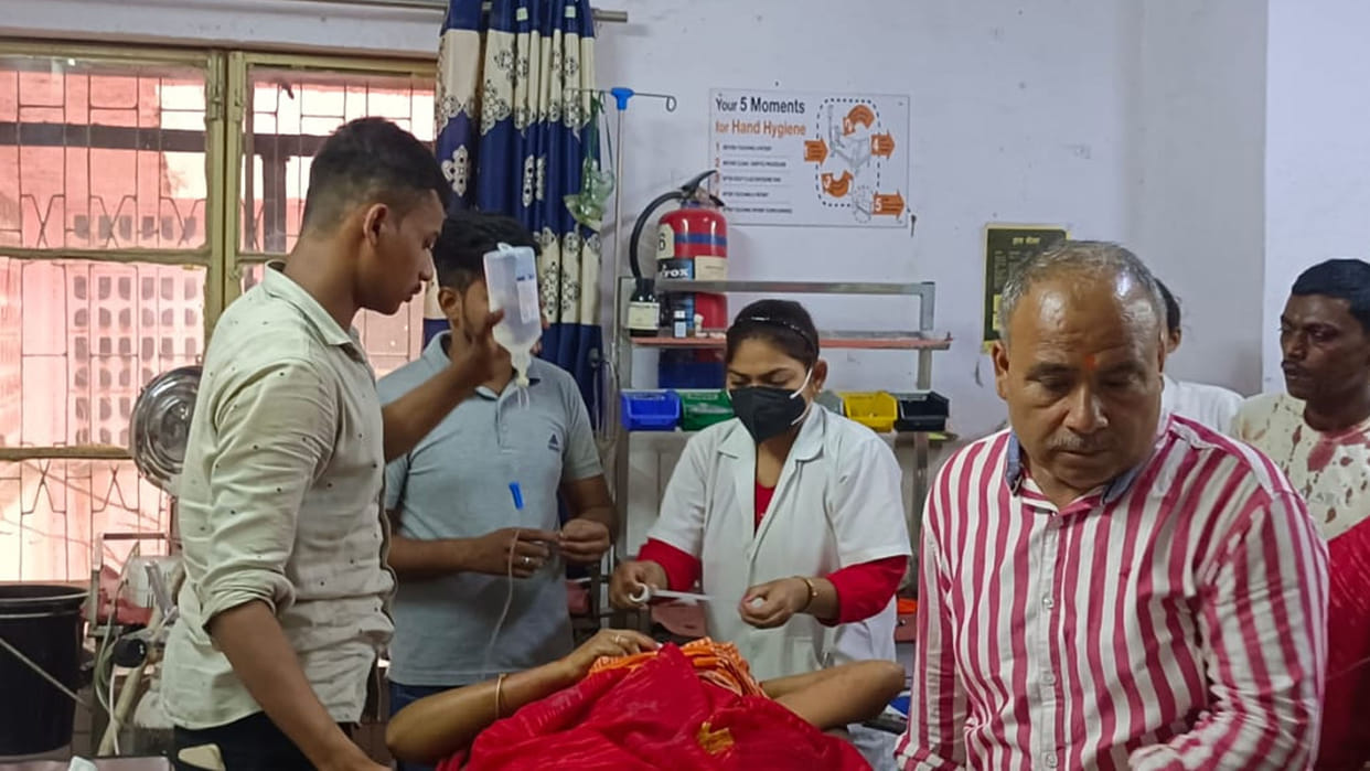 Auraiya: Car overturned after truck collision, woman Died, three injured