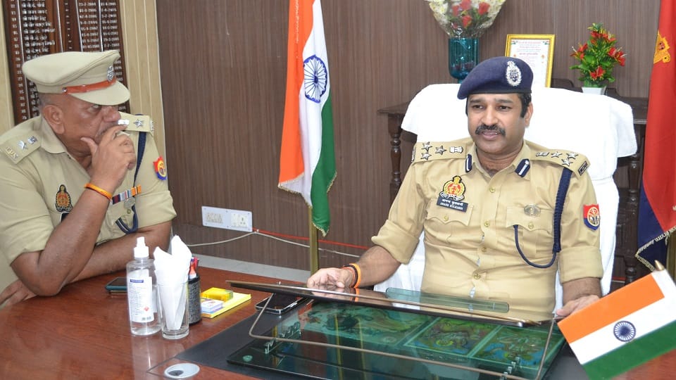 DIG reached Hathras instructed to take strict action against criminals