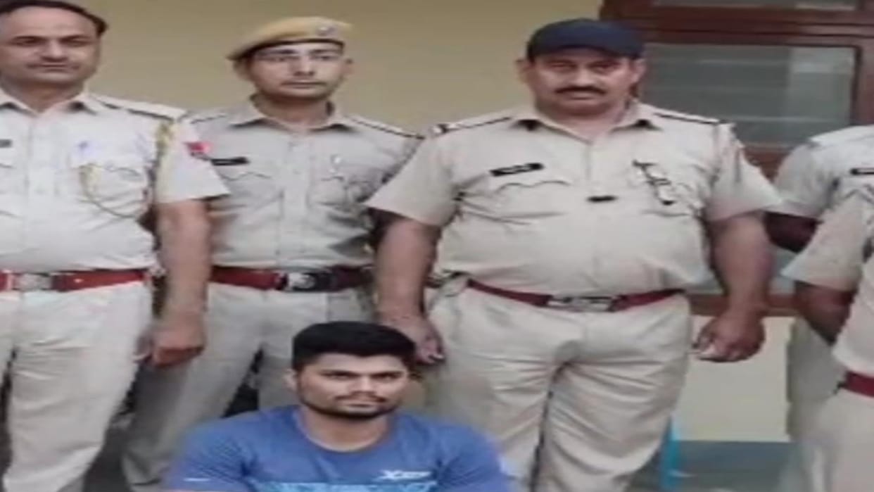 Police brought crook Hrithik boxer from Jaipur to Hanumangarh