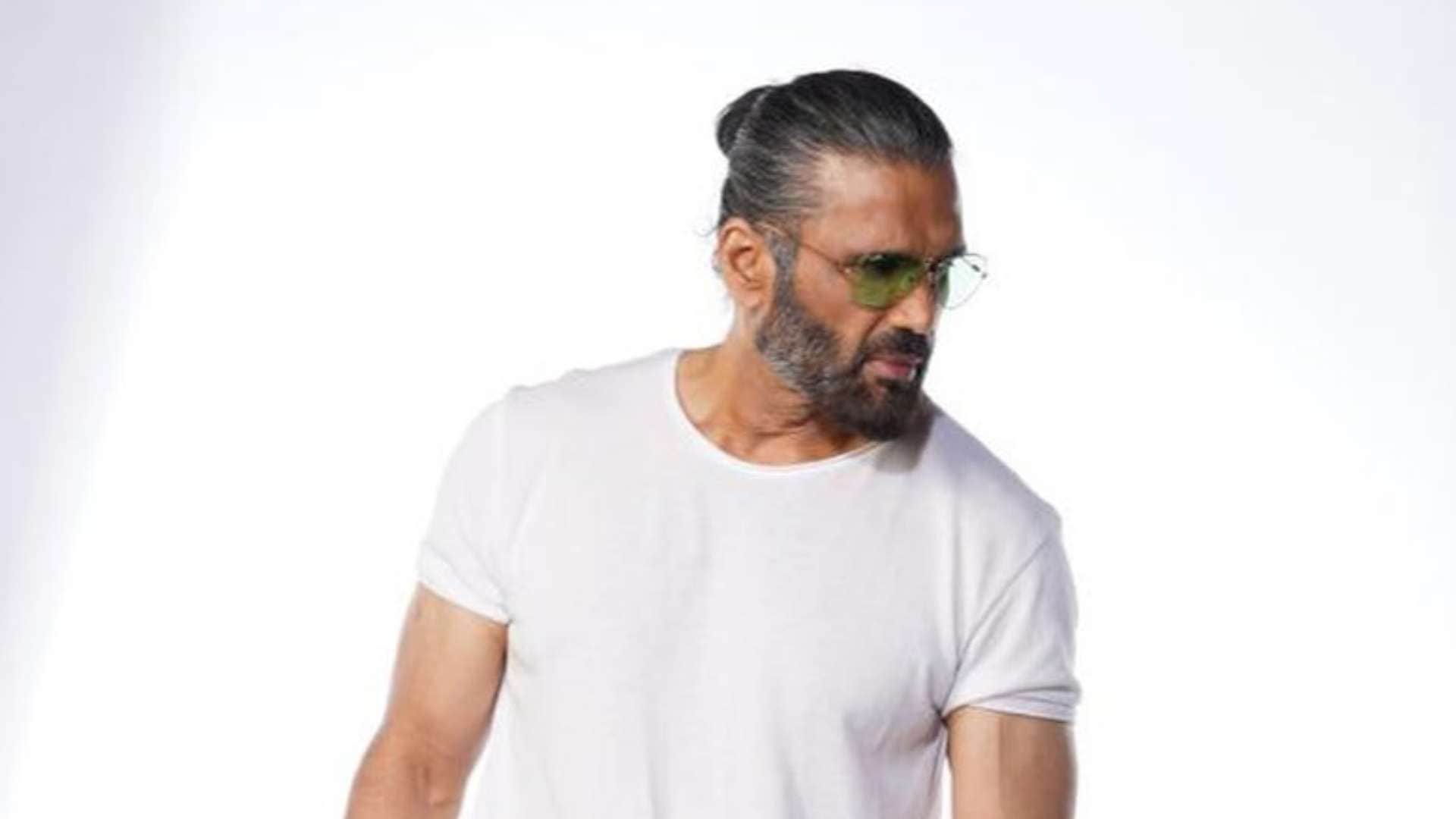 Suniel Shetty remembers old days after his debut he was advised by a critic go back to selling idlis