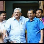 सीपीएम नेता सीताराम येचुरी से मिले अरविंद केजरीवाल