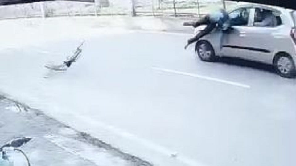 Creepy scene of youth death speeding car ran over cyclist jumped in air and lost his life