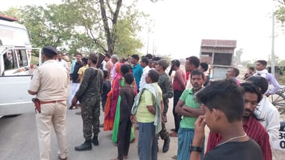 Bihar News; Harsh firing at wedding ceremony in Jamui, girl student shot dead, protests; crime story in hindi