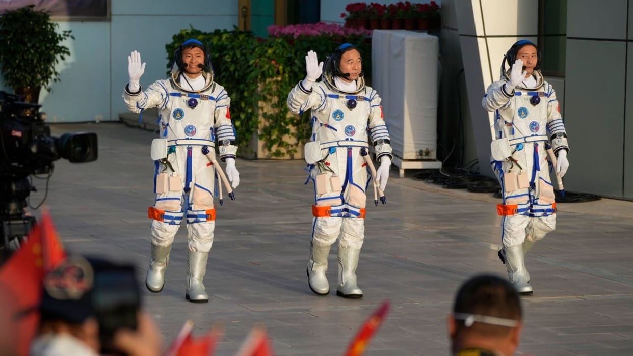 china launches shenzhou-16 mission for space station moon landing in 2030