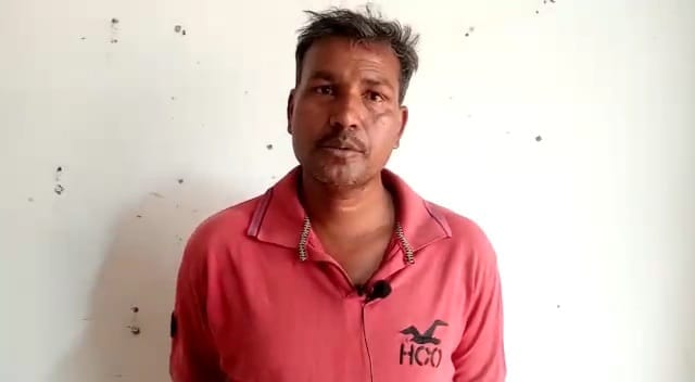 Damoh News: Kabaddi's national player is working as a Labourer