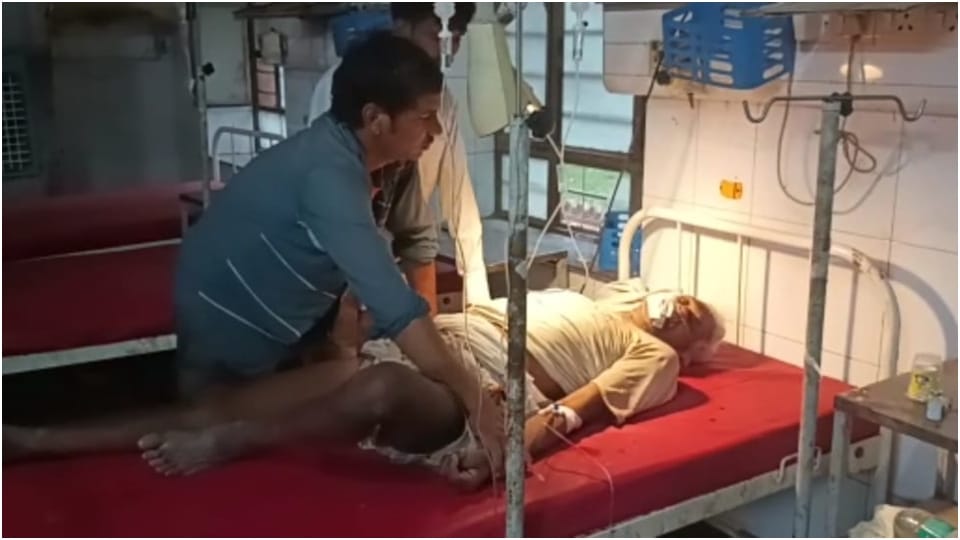 Fighting over division of two brothers families in Dholpur seven injured including child and women