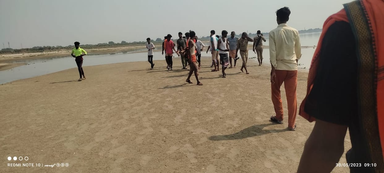 Ballia: A young man who came to bathe on Ganga Dussehra died due to drowning, came from Bihar with his uncle