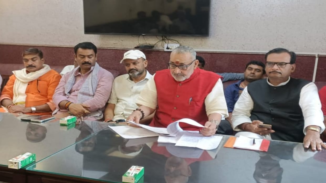 Giriraj Singh described nine-year tenure of Modi government as unmatched; Congress-Nitish targeted
