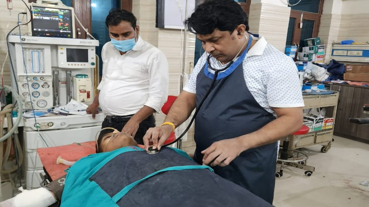 Girl talked about getting married at right age, then boy stabbed her with a knife in Sitamarhi