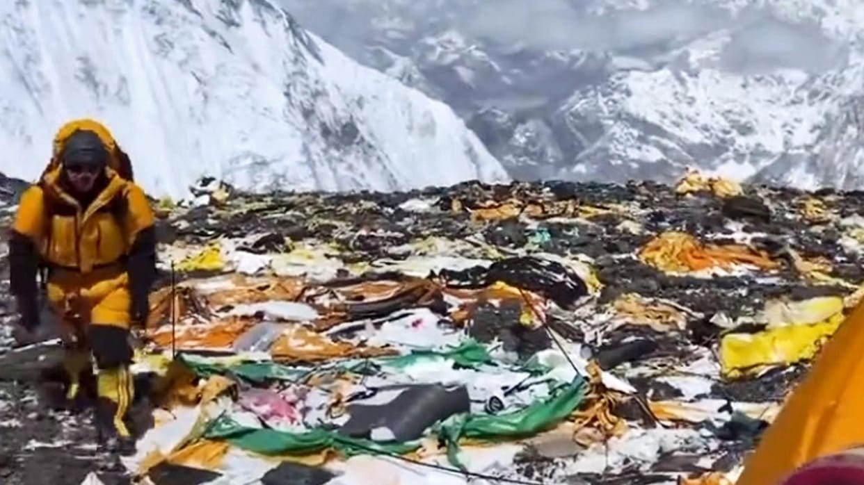 How much climate change has changed Mount Everest in seventy years!