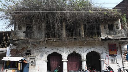 More than 110 dilapidated houses in Gorakhpur city