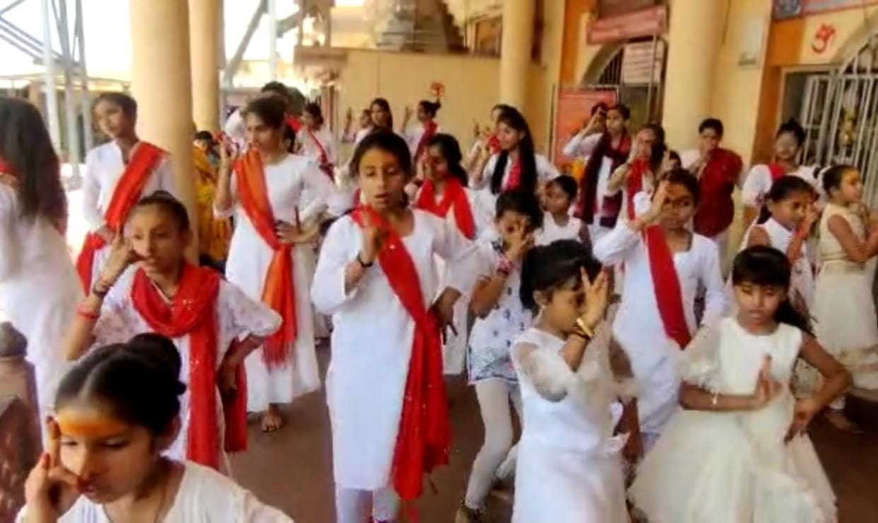 80 Artist Perform Dance At Mahakal Temple In Ujjain For Non-Stop 16 Years