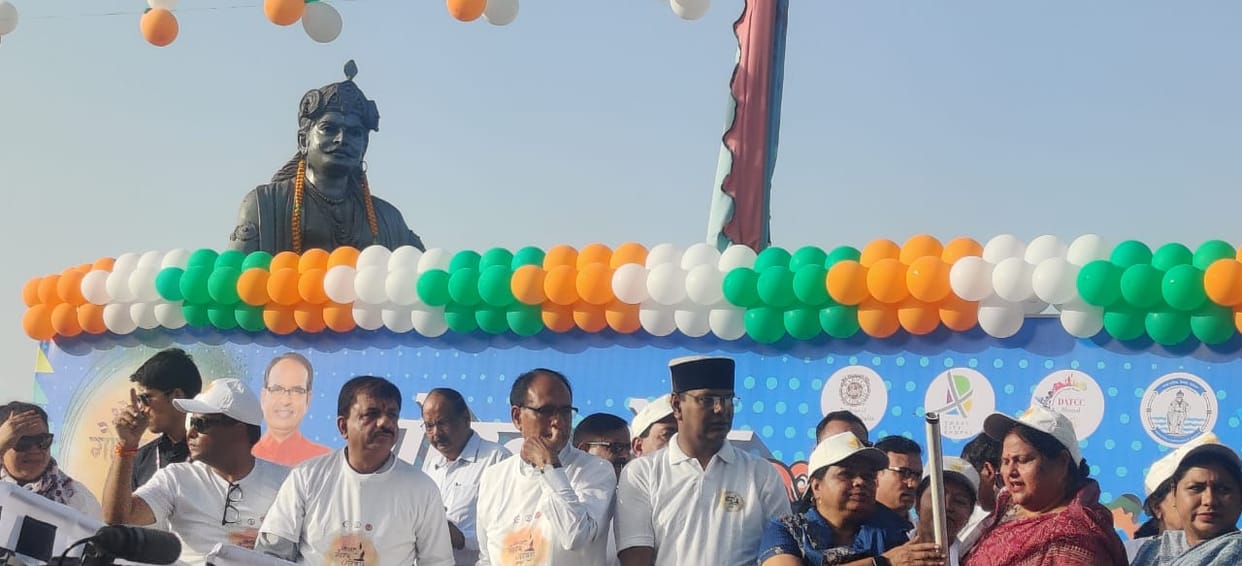 Bhopal News: CM Shivraj participated in Bhopal pride race, festive atmosphere on VIP road