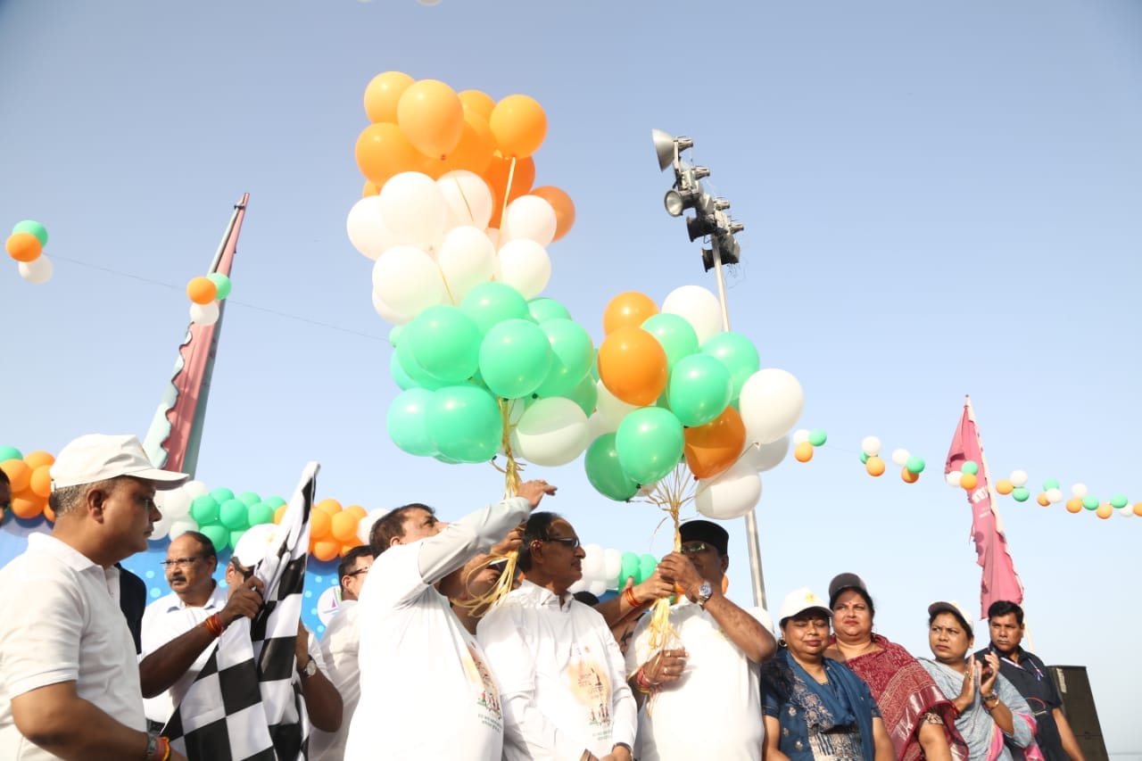 Bhopal News: CM Shivraj participated in Bhopal pride race, festive atmosphere on VIP road