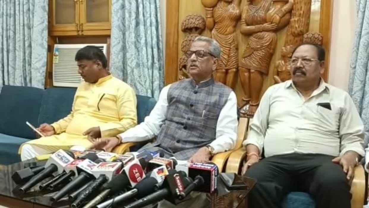 Chhattisgarh BJP in-charge Om Mathur reached Kanker as part of Bastar tour