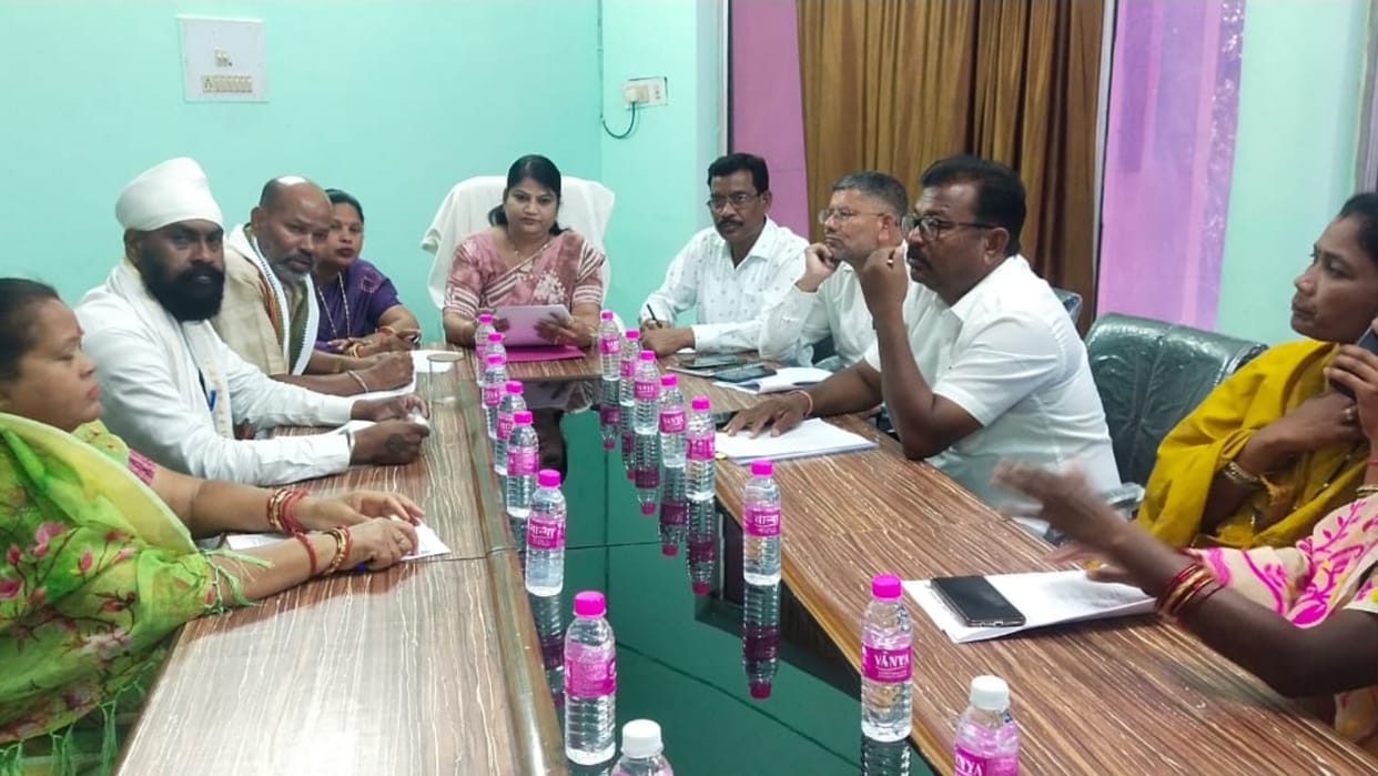 discussion on 18 agendas in nagar nigam mayor in council meeting in Jagdalpur
