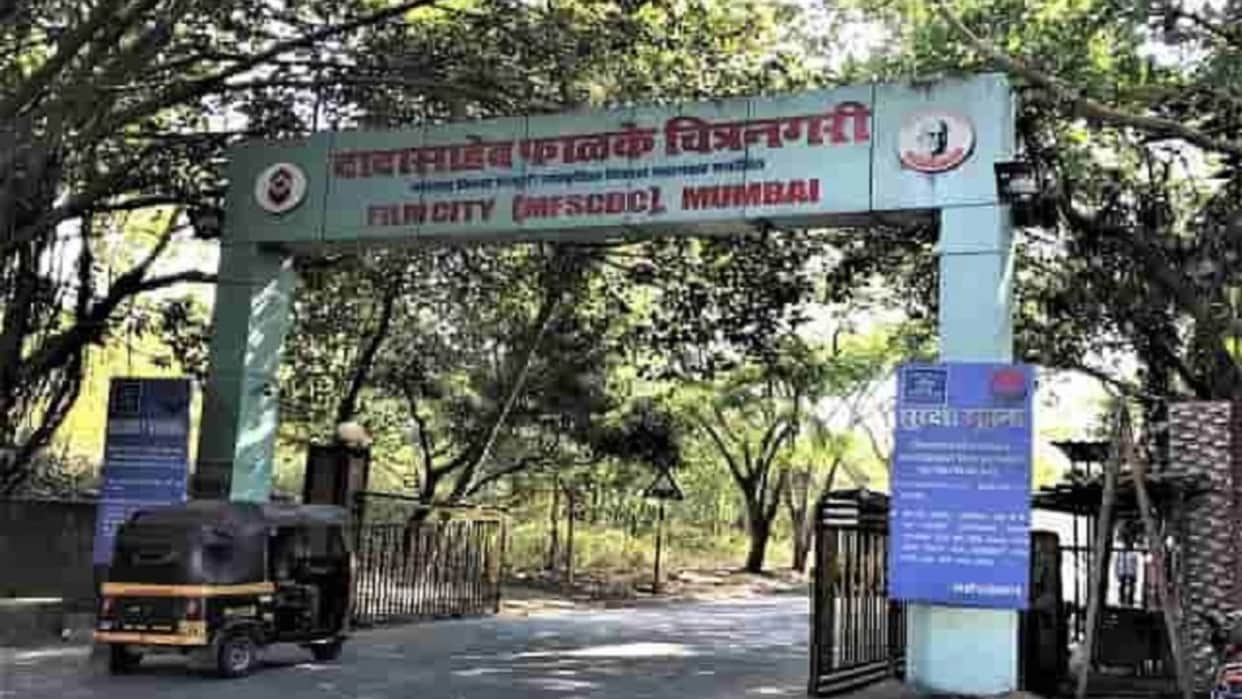 those who spread dirt and waist in mumbai film city will be fined rupees five thousand