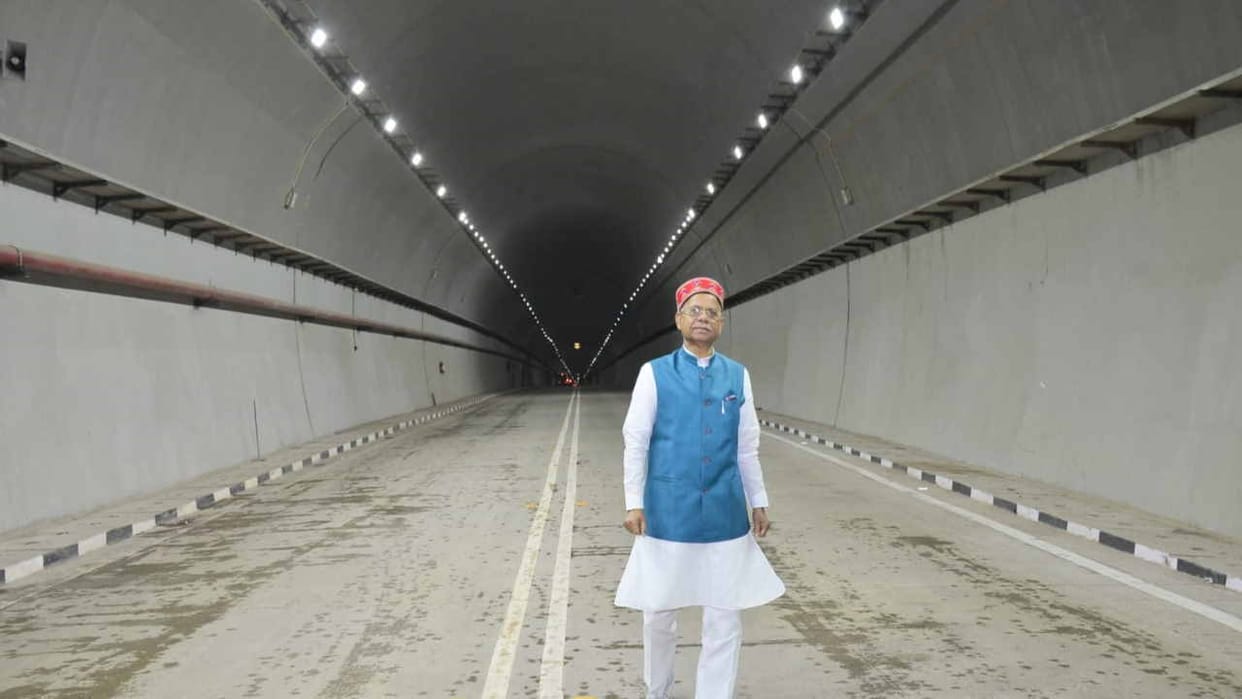 The Governor Shiv Pratap Shukla inspected Kiratpur-Manali Fourlane and Bhanupalli-Bilaspur-Beri project