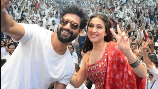 sara ali khan vicky kaushal film jara hatke zara bachke dance move comedy