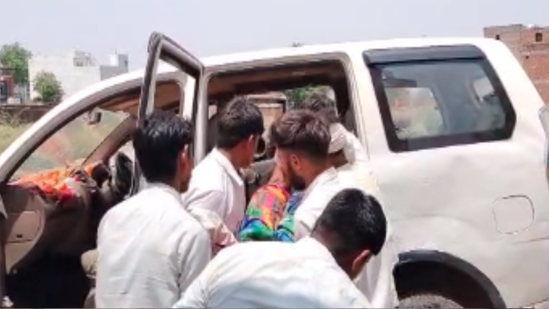 Youth returned alive from funeral pyre in Morena