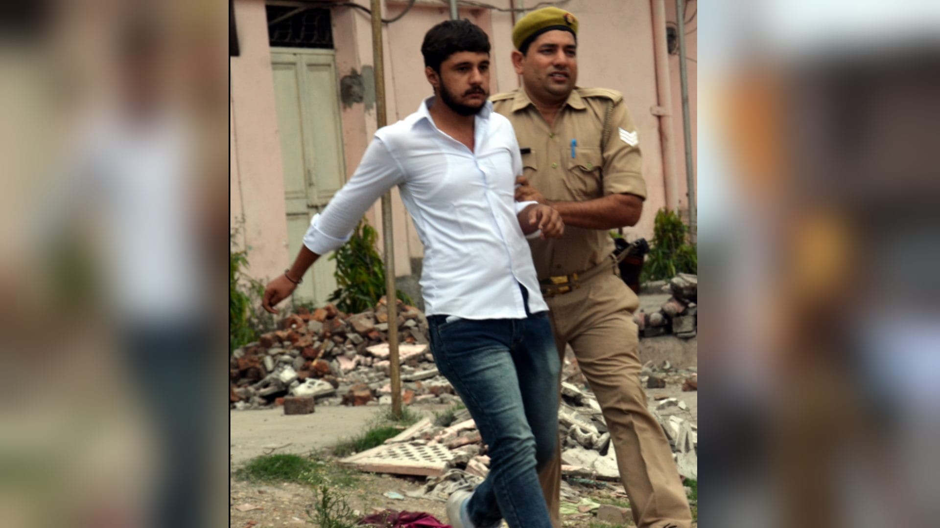 Muzaffarnagar: RLD workers demanded action and burnt the effigy of MP Brij Bhushan Sharan Singh