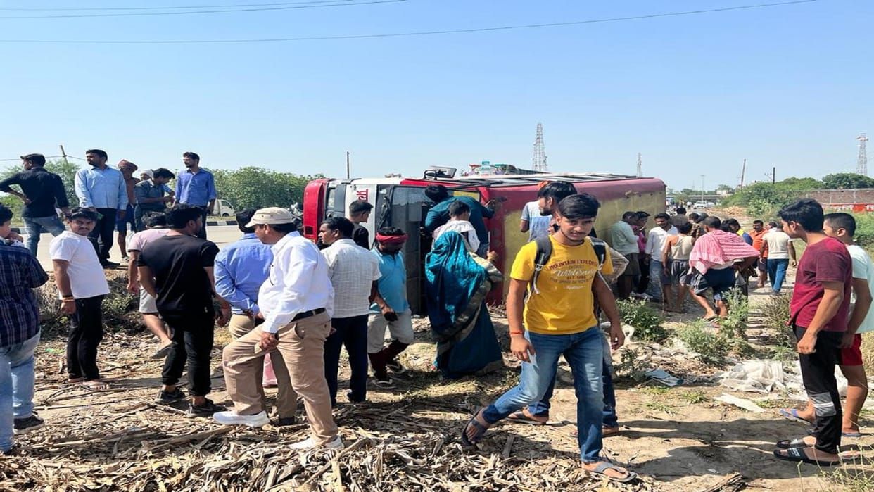 High speed roadways bus overturned uncontrollably, driver injured, passengers narrowly escaped