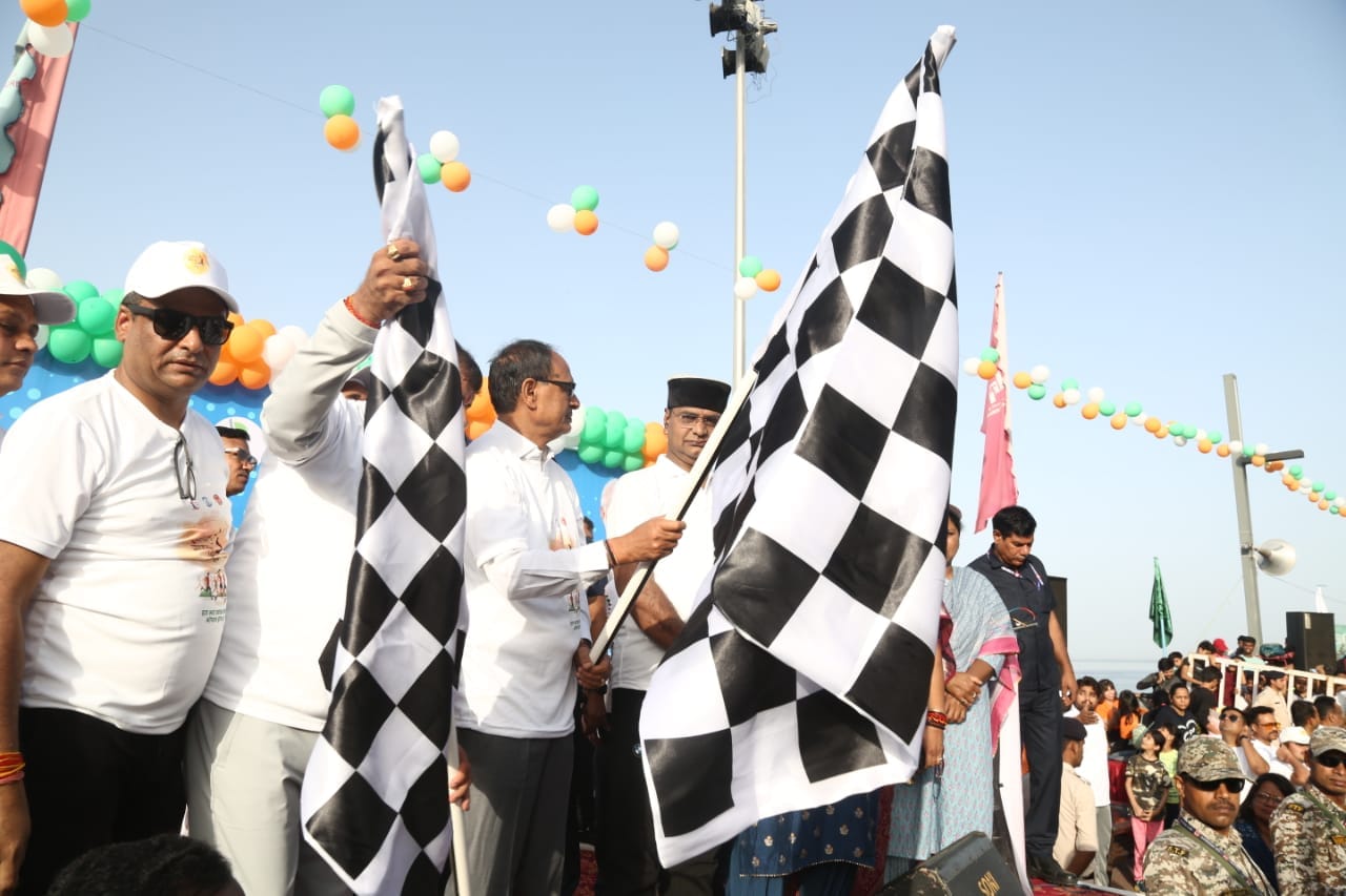 Bhopal News: CM Shivraj participated in Bhopal pride race, festive atmosphere on VIP road