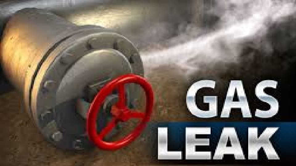 fact finding committee of NGT submitted report to chief minister office in case of Giaspura sewage gas leak