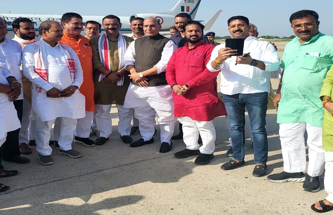 Defence Minister Rajnath Singh left for Azamgarh from Varanasi airport