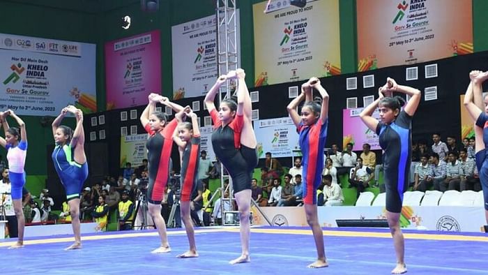 Khelo India started with Surya Namaskar Kalinga Institute's girls athlete surprised everyone in Yogasana