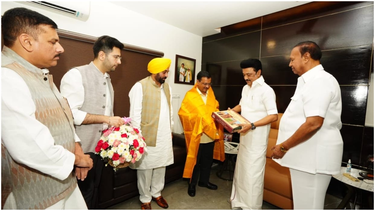 lok sabha elections 2024 opposition unity Arvind Kejriwal initiative to unite opposition dmk congress