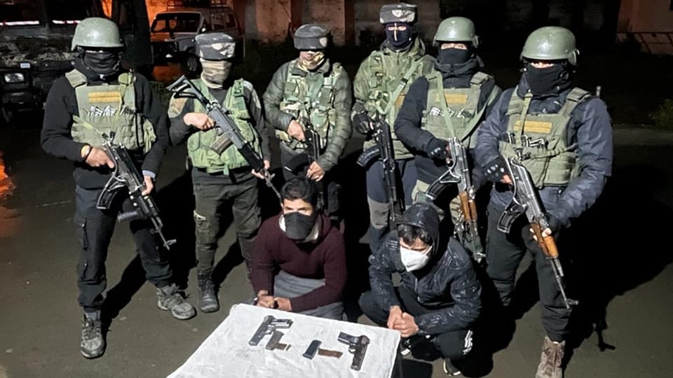 Jammu Kashmir: Two terrorist associates arrested in Baramulla also recovered two pistols