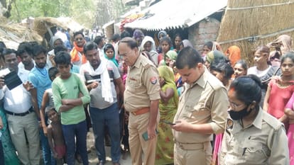 While digging mud on the pond, child died due to debris, three injured