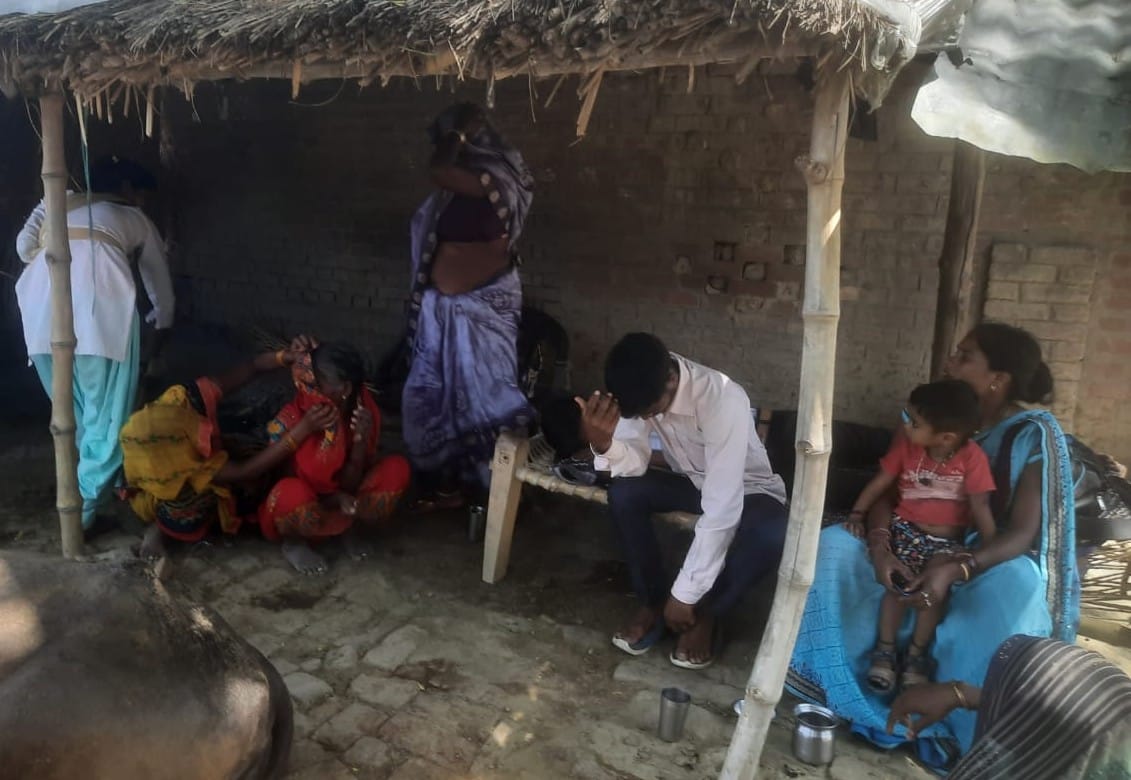 Brother killed sister in jaunpur Shraddha used to manage  whole house after father death